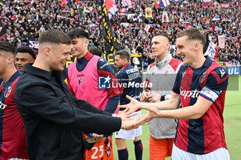 2024-04-01 - Sam Beukema (Bologna Fc) and Stefan Aebischer (Bologna Fc) celebrating the victory - BOLOGNA FC VS US SALERNITANA - ITALIAN SERIE A - SOCCER