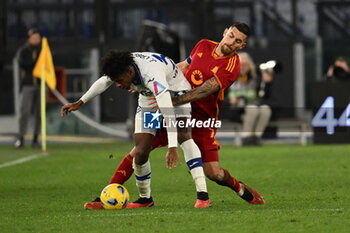 2024-01-20 - Juan Cabal of Hellas Verona F.C. and Lorenzo Pellegrini of A.S. Roma during the 21th day of the Serie A Championship between A.S. Roma vs Hellas Verona F.C., 20 January, 2024 at the Olympic Stadium in Rome, Italy. - AS ROMA VS HELLAS VERONA FC - ITALIAN SERIE A - SOCCER