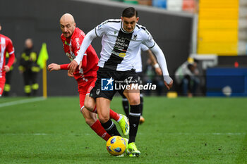 2024-02-03 - Udinese's Lorenzo Lucca portrait in action - UDINESE CALCIO VS AC MONZA - ITALIAN SERIE A - SOCCER