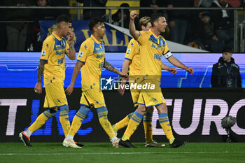 2024-02-03 - Luca Mazzitelli of Frosinone Calcio celebrates after scoring 2-1 during the 23th day of the Serie A Championship between Frosinone Calcio vs A.C. Milan, 3 February 2024 at the Benito Stirpe Stadium, Frosinone, Italy. - FROSINONE CALCIO VS AC MILAN - ITALIAN SERIE A - SOCCER