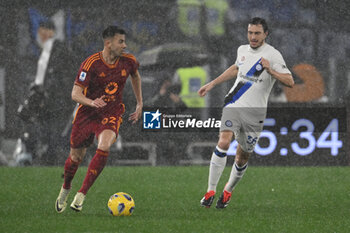 2024-02-10 - Stephan El Shaarawy of A.S. Roma and Matteo Darmian of F.C. Inter during the 24th day of the Serie A Championship between A.S. Roma vs F.C. Inter, 10 February, 2024 at the Olympic Stadium in Rome, Italy. - AS ROMA VS INTER - FC INTERNAZIONALE - ITALIAN SERIE A - SOCCER