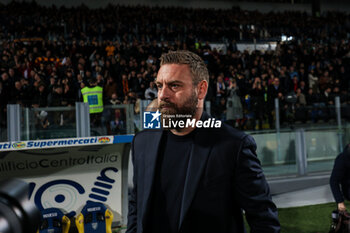 2024-02-18 - Daniele De Rossi coach of A.S. Roma - FROSINONE CALCIO VS AS ROMA - ITALIAN SERIE A - SOCCER