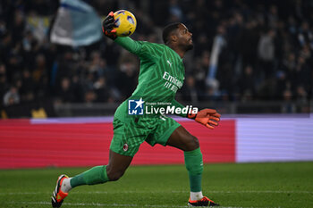 01/03/2024 - Mike Maignan of A.C. Milan during the 27th day of the Serie A Championship between S.S. Lazio vs A.C. Milan, 1 March 2024 at the Olympic Stadium in Rome. - SS LAZIO VS AC MILAN - SERIE A - CALCIO