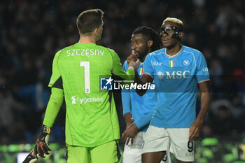2024-03-03 - Victor Osimen of SSC Napoli say hello Wojciech Szczęsny of Juventus FC during the Serie A Match between SSC Napoli vs Juventus FC at Diego Armando Maradona Stadium - SSC NAPOLI VS JUVENTUS FC - ITALIAN SERIE A - SOCCER
