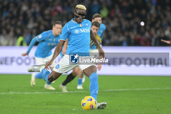 2024-03-03 - Victor Osimen of SSC Napoli misses the penalty kick during the Serie A Match between SSC Napoli vs Juventus FC at Diego Armando Maradona Stadium - SSC NAPOLI VS JUVENTUS FC - ITALIAN SERIE A - SOCCER
