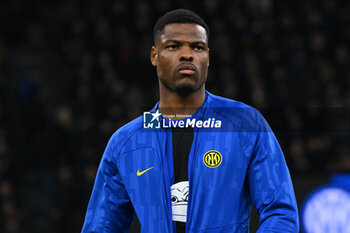 2024-03-04 - Denzel Dumfries of FC Inter during the Italian Serie A football match between Inter FC Internazionale and Genoa CFC on 4 of March 2024 at Giuseppe Meazza San Siro Siro stadium in Milan, Italy. Photo Tiziano Ballabio - INTER - FC INTERNAZIONALE VS GENOA CFC - ITALIAN SERIE A - SOCCER