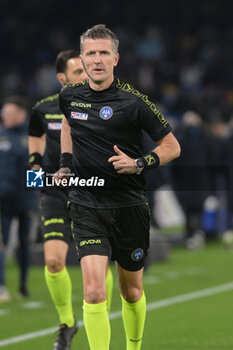2024-03-08 - Daniele Orsato the referee in the warm-up before the match during Serie A Match between SSC Napoli vs Torino FC at Diego Armando Maradona Stadium - SSC NAPOLI VS TORINO FC - ITALIAN SERIE A - SOCCER