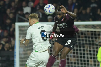 2024-04-05 - Uros Racic of U.S. Sassuolo competes for the ball with Lassana Coulibaly of US Salernitana 1919 during Serie A between US Salernitana 1919 vs US Sassuolo at Arechi Stadium - US SALERNITANA VS US SASSUOLO - ITALIAN SERIE A - SOCCER