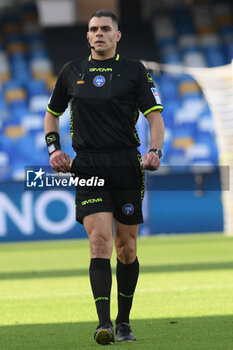 2024-04-28 - Simone Sozza the referee during the Serie A Match between SSC Napoli vs AS Roma at Diego Armando Maradona Stadium - SSC NAPOLI VS AS ROMA - ITALIAN SERIE A - SOCCER