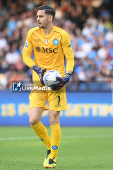 2024-04-28 - Alex Meret of SSC Napoli in action during the Serie A Match between SSC Napoli vs AS Roma at Diego Armando Maradona Stadium - SSC NAPOLI VS AS ROMA - ITALIAN SERIE A - SOCCER