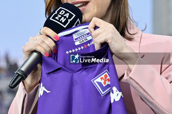 2024-05-17 - Federica Zille of DAZN presents the ACF Fiorentina's new shirt 2024/2025 - ACF FIORENTINA VS SSC NAPOLI - ITALIAN SERIE A - SOCCER