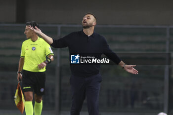 2024-09-20 - Paolo Zanetti Head Coach of Hellas Verona FC gestures during Hellas Verona FC vs Torino FC , 5° Serie A Enilive 2024-25 game at Marcantonio Bentegodi Stadium in Verona (VR), Italy, on September 20, 2024. - HELLAS VERONA FC VS TORINO FC - ITALIAN SERIE A - SOCCER