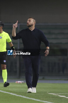 2024-09-20 - Paolo Zanetti Head Coach of Hellas Verona FC gestures during Hellas Verona FC vs Torino FC , 5° Serie A Enilive 2024-25 game at Marcantonio Bentegodi Stadium in Verona (VR), Italy, on September 20, 2024. - HELLAS VERONA FC VS TORINO FC - ITALIAN SERIE A - SOCCER