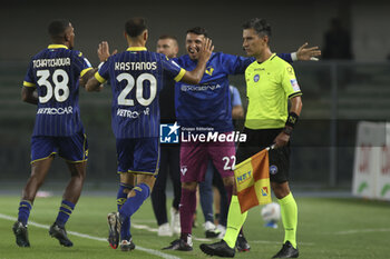 2024-09-20 - Grigoris Kastanos  of Hellas Verona FC Hellas Verona's players jubilates after scoring the goal during Hellas Verona FC vs Torino FC , 5° Serie A Enilive 2024-25 game at Marcantonio Bentegodi Stadium in Verona (VR), Italy, on September 20, 2024. - HELLAS VERONA FC VS TORINO FC - ITALIAN SERIE A - SOCCER