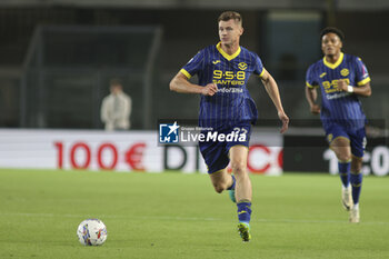 2024-09-20 - Pawel Dawidowicz of Hellas Verona FC during Hellas Verona FC vs Torino FC , 5° Serie A Enilive 2024-25 game at Marcantonio Bentegodi Stadium in Verona (VR), Italy, on September 20, 2024. - HELLAS VERONA FC VS TORINO FC - ITALIAN SERIE A - SOCCER