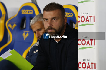 2024-09-20 - Paolo Zanetti Head Coach of Hellas Verona FC during Hellas Verona FC vs Torino FC , 5° Serie A Enilive 2024-25 game at Marcantonio Bentegodi Stadium in Verona (VR), Italy, on September 20, 2024. - HELLAS VERONA FC VS TORINO FC - ITALIAN SERIE A - SOCCER