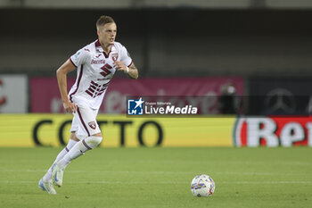 2024-09-20 - Ivan Ilic of Torino FC play the ball during Hellas Verona FC vs Torino FC , 5° Serie A Enilive 2024-25 game at Marcantonio Bentegodi Stadium in Verona (VR), Italy, on September 20, 2024. - HELLAS VERONA FC VS TORINO FC - ITALIAN SERIE A - SOCCER