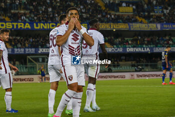 2024-09-20 - Ché Adams of Torino FC celebrates after scoring during Hellas Verona FC vs Torino FC , 5° Serie A Enilive 2024-25 game at Marcantonio Bentegodi Stadium in Verona (VR), Italy, on September 20, 2024. - HELLAS VERONA FC VS TORINO FC - ITALIAN SERIE A - SOCCER