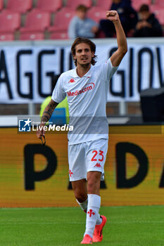 2024-10-20 - Andrea Colpani of Fiorentina celebrates after scoring a goal - US LECCE VS ACF FIORENTINA - ITALIAN SERIE A - SOCCER