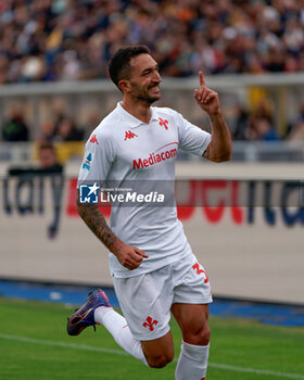 2024-10-20 - Danilo Cataldi of Fiorentina celebrates after scoring a goal - US LECCE VS ACF FIORENTINA - ITALIAN SERIE A - SOCCER