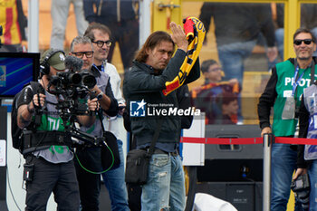 2024-10-20 - Lecce legend Lorenzo Stovini applauds fans - US LECCE VS ACF FIORENTINA - ITALIAN SERIE A - SOCCER