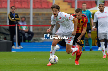 2024-10-20 - Andrea Colpani of Fiorentina in action against Ylber Ramadani of US Lecce - US LECCE VS ACF FIORENTINA - ITALIAN SERIE A - SOCCER