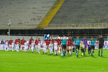 2024-10-27 - teams and referees enter on the pitch - ACF FIORENTINA VS AS ROMA - ITALIAN SERIE A - SOCCER