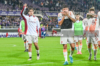 2024-10-27 - Paulo Dybala (Roma) and Lorenzo Pellegrini (Roma) apologize to the fans for the team's poor performance - ACF FIORENTINA VS AS ROMA - ITALIAN SERIE A - SOCCER