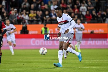 2024-10-29 - Jhon Lucumi of Bologna FC - CAGLIARI CALCIO VS BOLOGNA FC - ITALIAN SERIE A - SOCCER