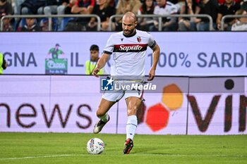 2024-10-29 - Lorenzo De Silvestri of Bologna FC - CAGLIARI CALCIO VS BOLOGNA FC - ITALIAN SERIE A - SOCCER