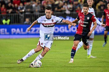 2024-10-29 - Nikola Moro of Bologna FC - CAGLIARI CALCIO VS BOLOGNA FC - ITALIAN SERIE A - SOCCER