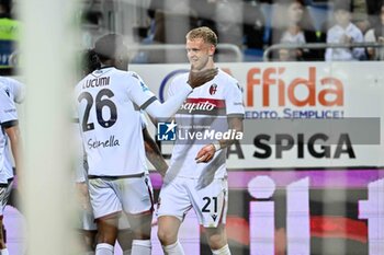 2024-10-29 - Jens Odgaard of Bologna FC, Esultanza, Joy After scoring goal, - CAGLIARI CALCIO VS BOLOGNA FC - ITALIAN SERIE A - SOCCER