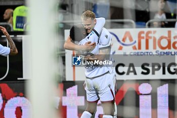 2024-10-29 - Jens Odgaard of Bologna FC, Esultanza, Joy After scoring goal, - CAGLIARI CALCIO VS BOLOGNA FC - ITALIAN SERIE A - SOCCER