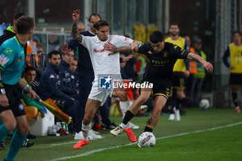 2024-10-31 - Serie A, Genova, Day 10, Stadio Ferraris, Genoa - Fiorentina, in the photo: Colpani and Maturro - GENOA CFC VS ACF FIORENTINA - ITALIAN SERIE A - SOCCER