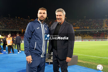 2024-10-29 - coach Paolo Zanetti of Hellas Verona and coach Luca Gotti of US Lecce - US LECCE VS HELLAS VERONA FC - ITALIAN SERIE A - SOCCER