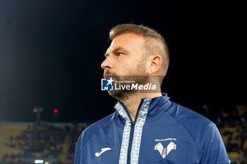 2024-10-29 - coach Paolo Zanetti of Hellas Verona - US LECCE VS HELLAS VERONA FC - ITALIAN SERIE A - SOCCER