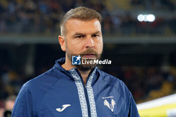 2024-10-29 - coach Paolo Zanetti of Hellas Verona - US LECCE VS HELLAS VERONA FC - ITALIAN SERIE A - SOCCER