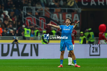 2024-10-29 - Khvicha Kvaratskhelia of SSC Napoli celebrates after scoring a goal during Serie A 2024/25 football match between AC Milan and SSC Napoli at San Siro Stadium - AC MILAN VS SSC NAPOLI - ITALIAN SERIE A - SOCCER