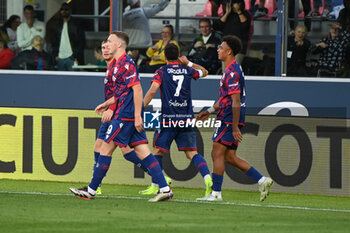 2024-11-02 - Riccardo Orsolini (bologna fc) celebratring his goal - BOLOGNA FC VS US LECCE - ITALIAN SERIE A - SOCCER