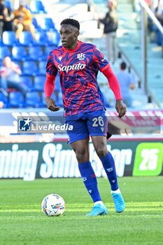 2024-11-02 - Jhon Lucumi (Bologna Fc) in aciton - BOLOGNA FC VS US LECCE - ITALIAN SERIE A - SOCCER