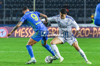 2024-11-04 - Pietro Pellegri (Empoli) hampered by Federico Barba (Como) - EMPOLI FC VS COMO 1907 - ITALIAN SERIE A - SOCCER