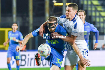 2024-11-04 - Ardian Ismajli (Empoli) thwarted by Andrea Belotti (Como) - EMPOLI FC VS COMO 1907 - ITALIAN SERIE A - SOCCER