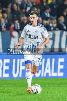 2024-11-04 - Yannik Engelhardt (Como) - EMPOLI FC VS COMO 1907 - ITALIAN SERIE A - SOCCER