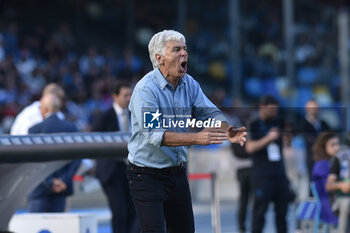 2024-11-03 - Giampiero Gasperini coach of Atalanta BC gestures during the Serie A Enelive betwee SSC Napoli vs Atalanta BC at Diego Armando MAradona Stadium - SSC NAPOLI VS ATALANTA BC - ITALIAN SERIE A - SOCCER