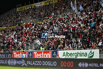 2024-11-09 - Tifosi, Fans, Supporters of Cagliari Calcio, Protesta Manita, Arbitri - CAGLIARI CALCIO VS AC MILAN - ITALIAN SERIE A - SOCCER