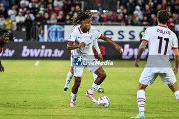 2024-11-09 - Samuel Chukwueze of AC Milan - CAGLIARI CALCIO VS AC MILAN - ITALIAN SERIE A - SOCCER