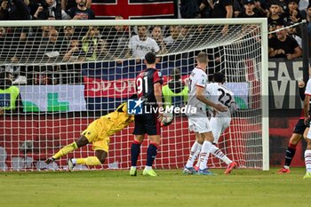 2024-11-09 - Mike Maignan of AC Milan - CAGLIARI CALCIO VS AC MILAN - ITALIAN SERIE A - SOCCER