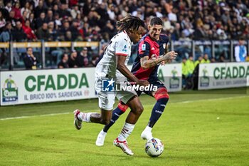 2024-11-09 - Samuel Chukwueze of AC Milan - CAGLIARI CALCIO VS AC MILAN - ITALIAN SERIE A - SOCCER