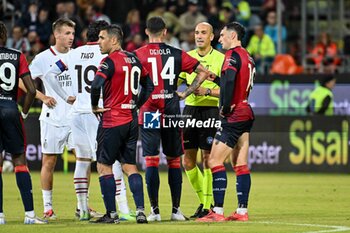 2024-11-09 - Michael Fabbri, Arbitro, Referee, Goal Annullato - CAGLIARI CALCIO VS AC MILAN - ITALIAN SERIE A - SOCCER