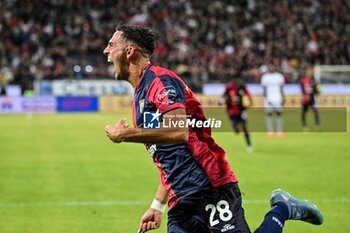 2024-11-09 - Gabriele Zappa of Cagliari Calcio, Esultanza, Joy After scoring goal, - CAGLIARI CALCIO VS AC MILAN - ITALIAN SERIE A - SOCCER